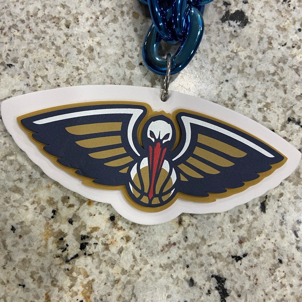 Cool sport team necklace